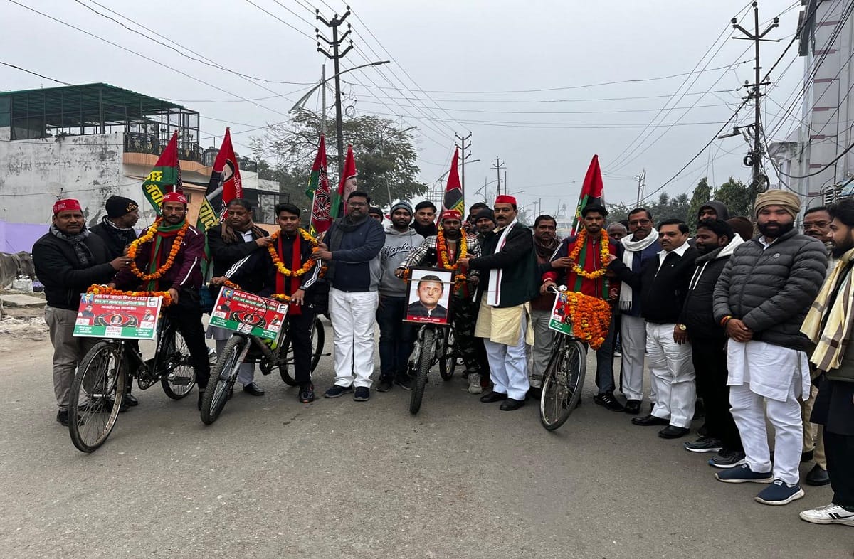 समाजवादी साइकिल यात्रा का भव्य स्वागत