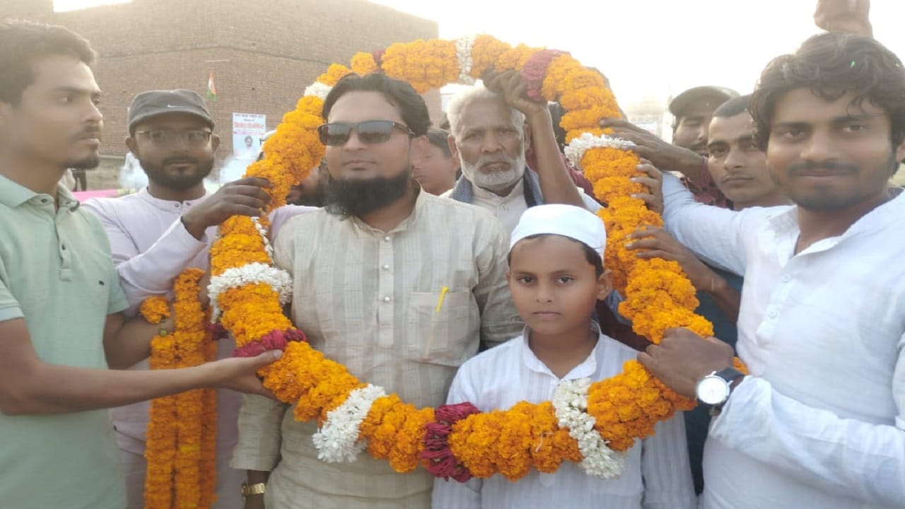 रुल आउट क्रिकेट टूर्नामेंट: गाँव में काबिलियत की कमी नहीं: बिलाल जावेद