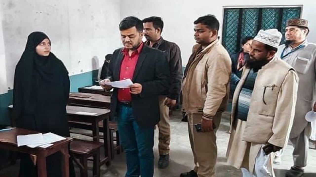 मदरसा बोर्ड परीक्षा नकलविहीन संपन्न कराने में शिक्षक और कैमरे मुस्तैद