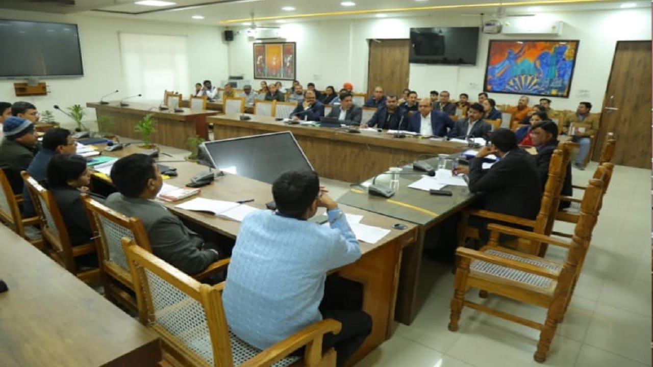 राजस्व कार्यों एवं ई-ऑफिस प्रणाली