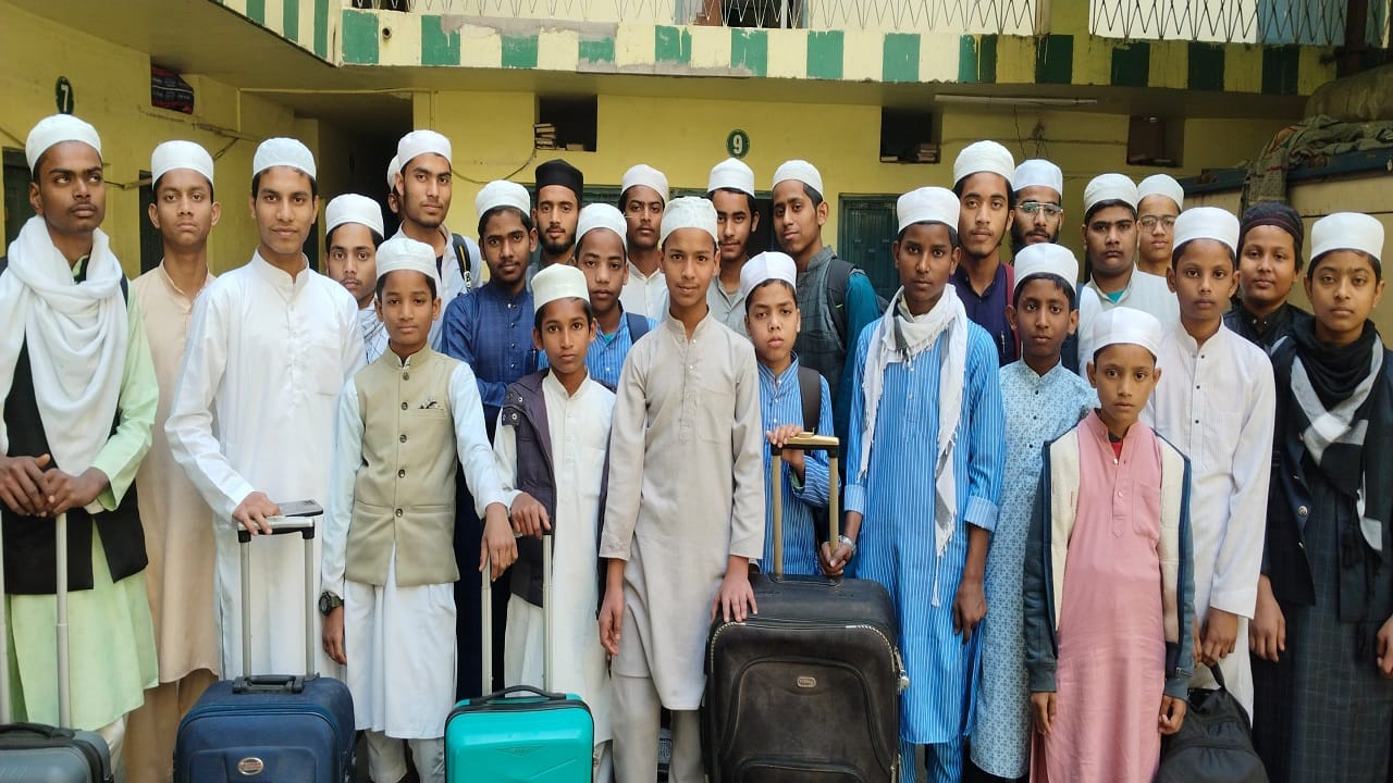 वार्षिक परीक्षा संपन्न, वार्षिक अवकाश का ऐलान